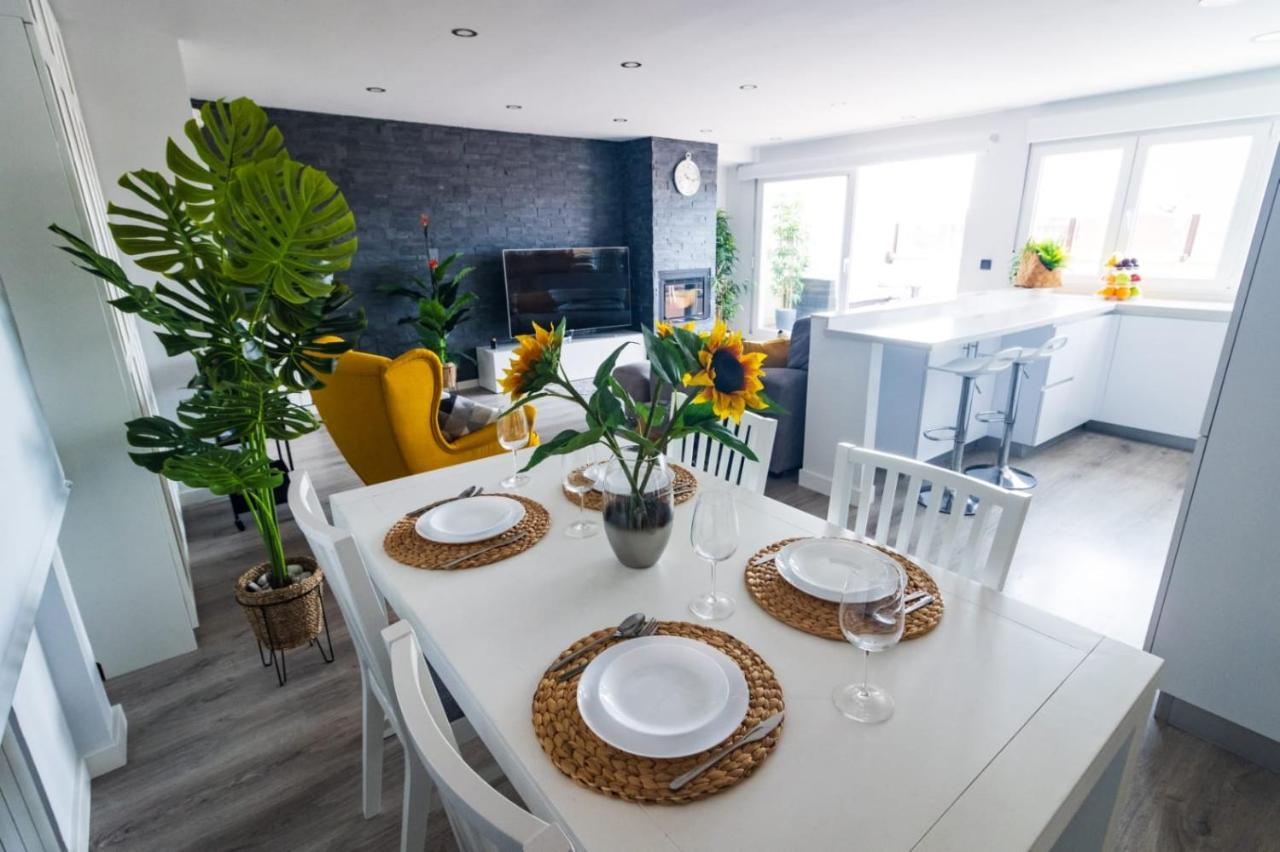 Ferienwohnung Lujoso Atico Entre 2 Playas Con Garaje, Terraza, Vistas Y Wifi Gijón Exterior foto